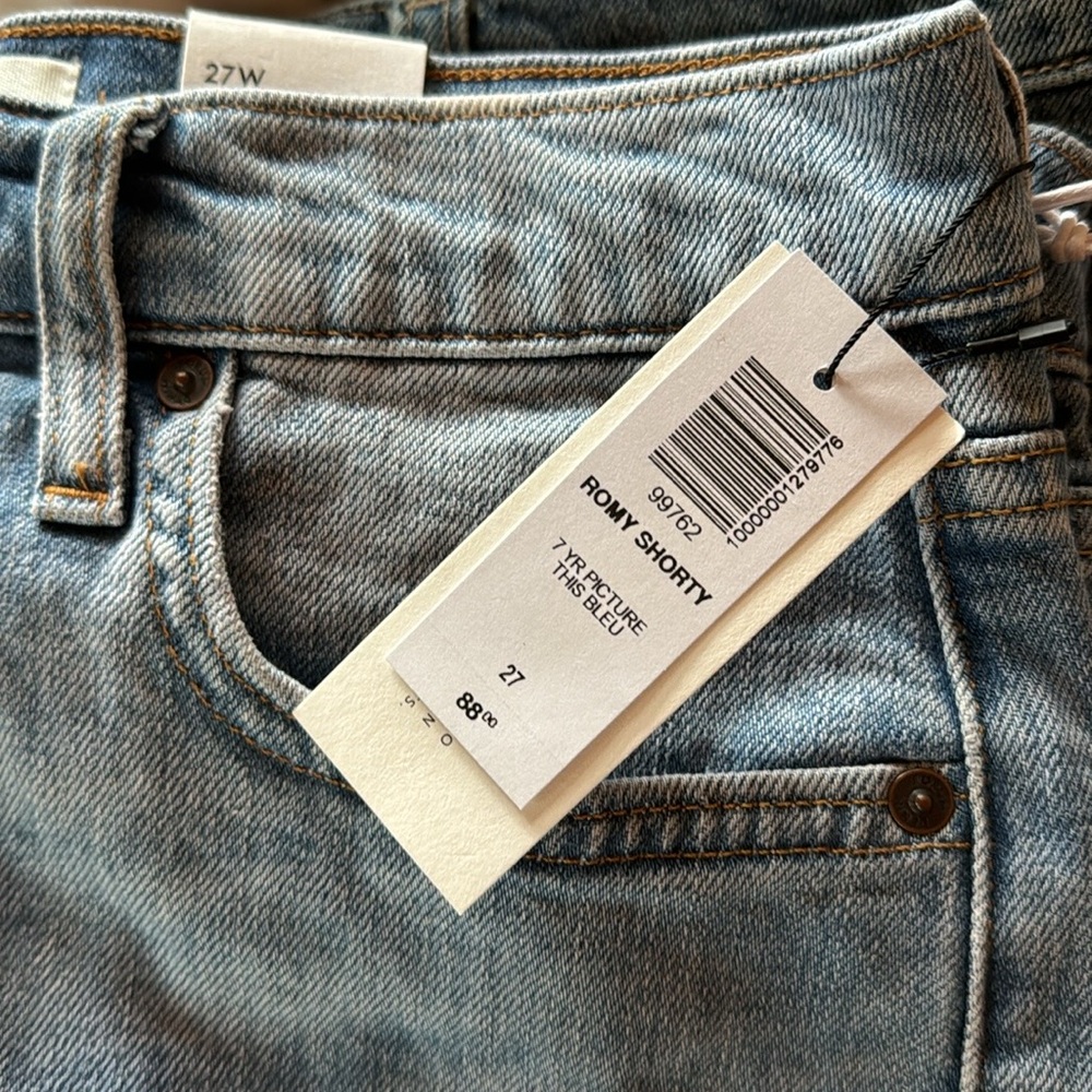 Aritzia - Denim Forum Romy Shorty shorts NWT SZ 27